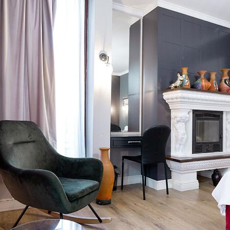 Boutique Hotel Whisky ティラナ エクステリア 写真