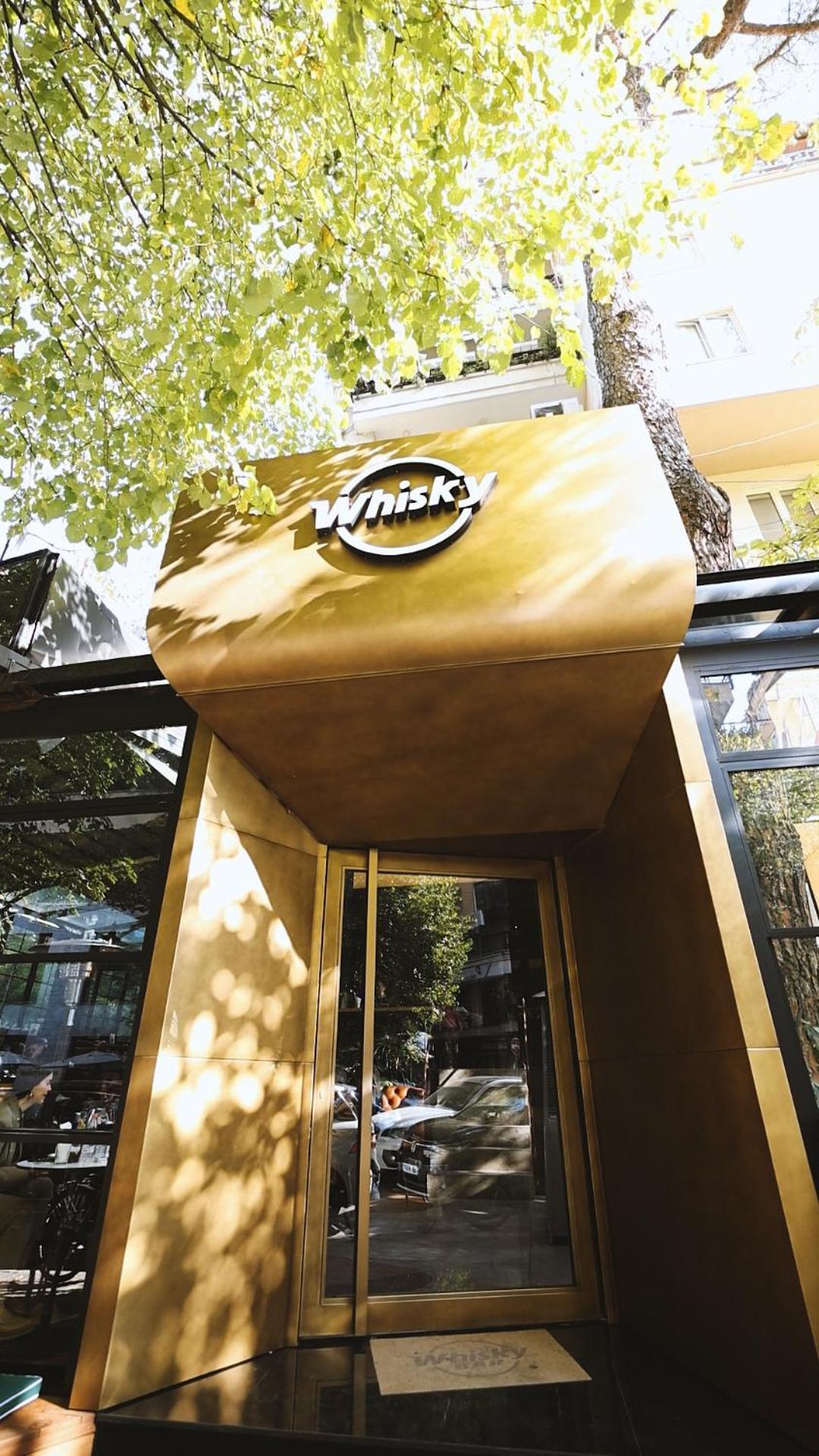 Boutique Hotel Whisky ティラナ エクステリア 写真